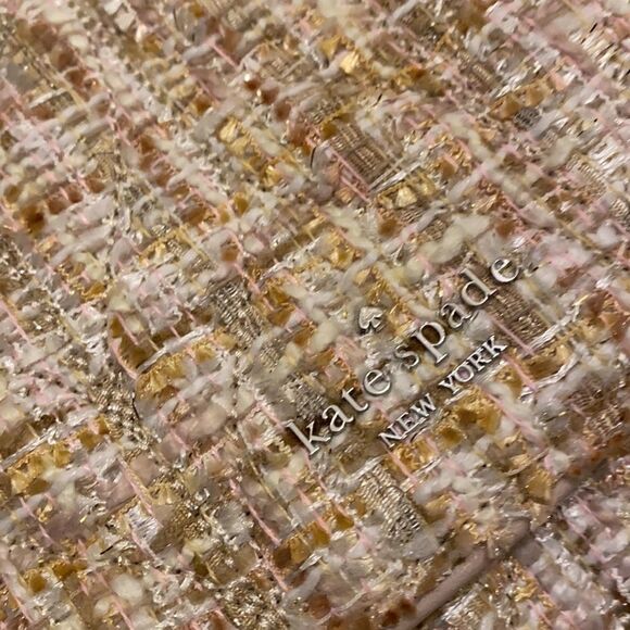 Kate Spade Briar Lane Quilted crossbody bag in perfect condition. New . - Picture 8 of 11